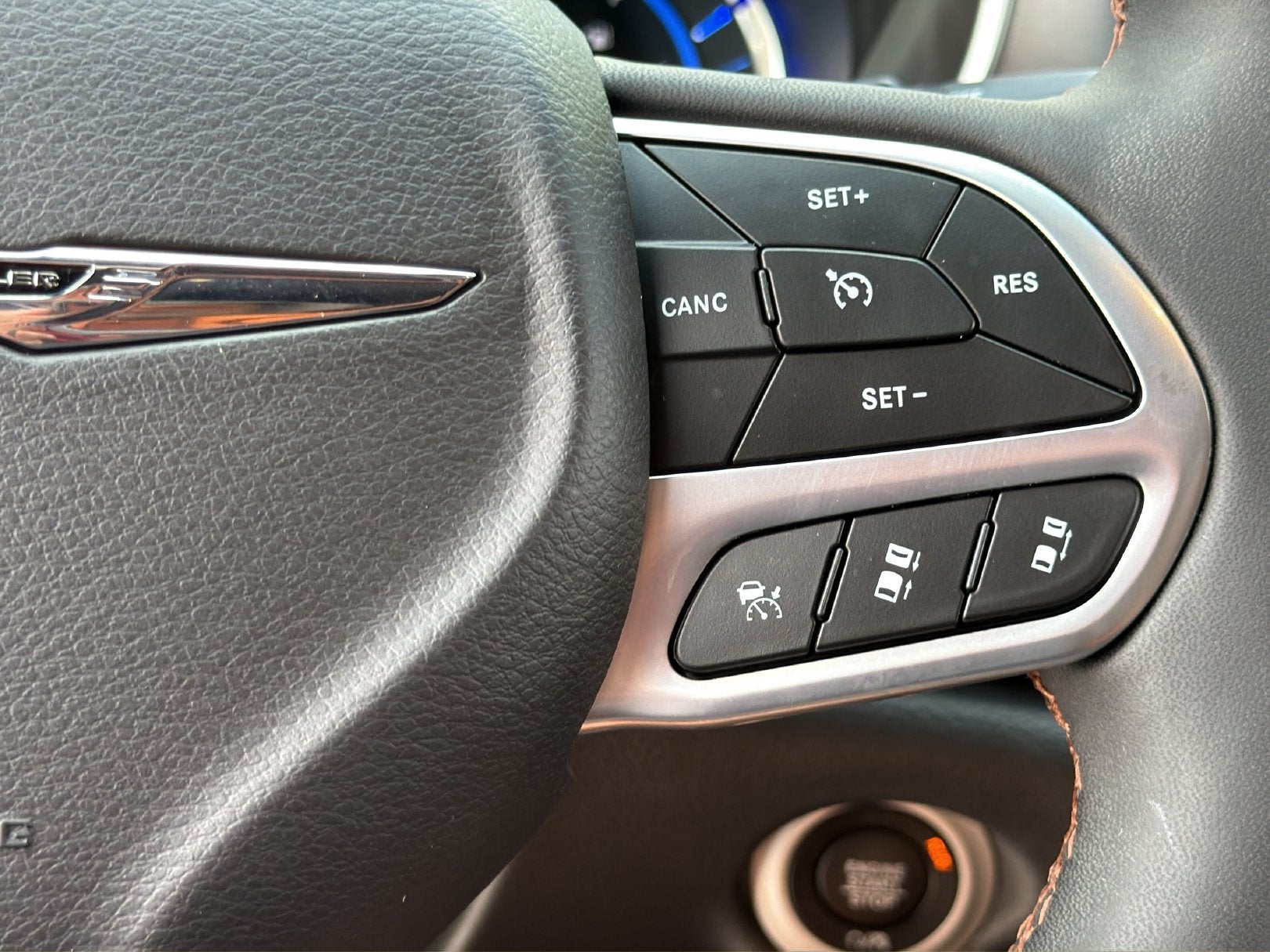 2024 Chrysler Pacifica Hybrid Pinnacle