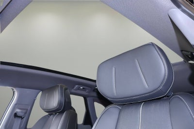 2025 Cadillac OPTIQ Luxury 2