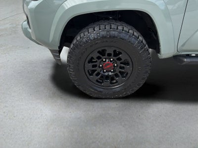 2022 Toyota Tacoma 2WD SR5