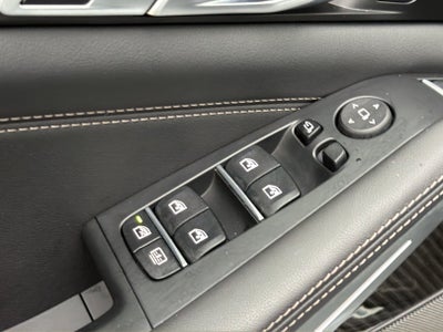 2026 BMW X7 M60i
