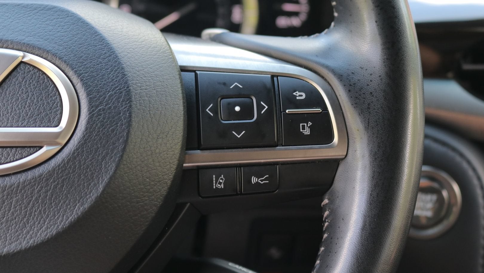 2021 Lexus LX LX 570
