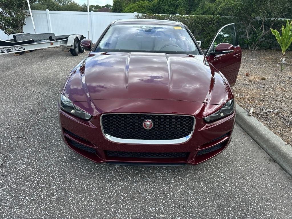 2017 Jaguar XE 25t
