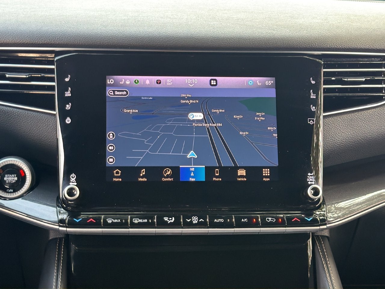 2024 Jeep Wagoneer Base