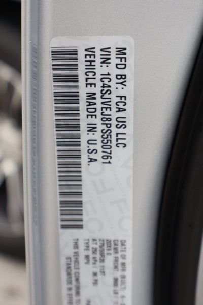 2023 Jeep Grand Wagoneer BASE