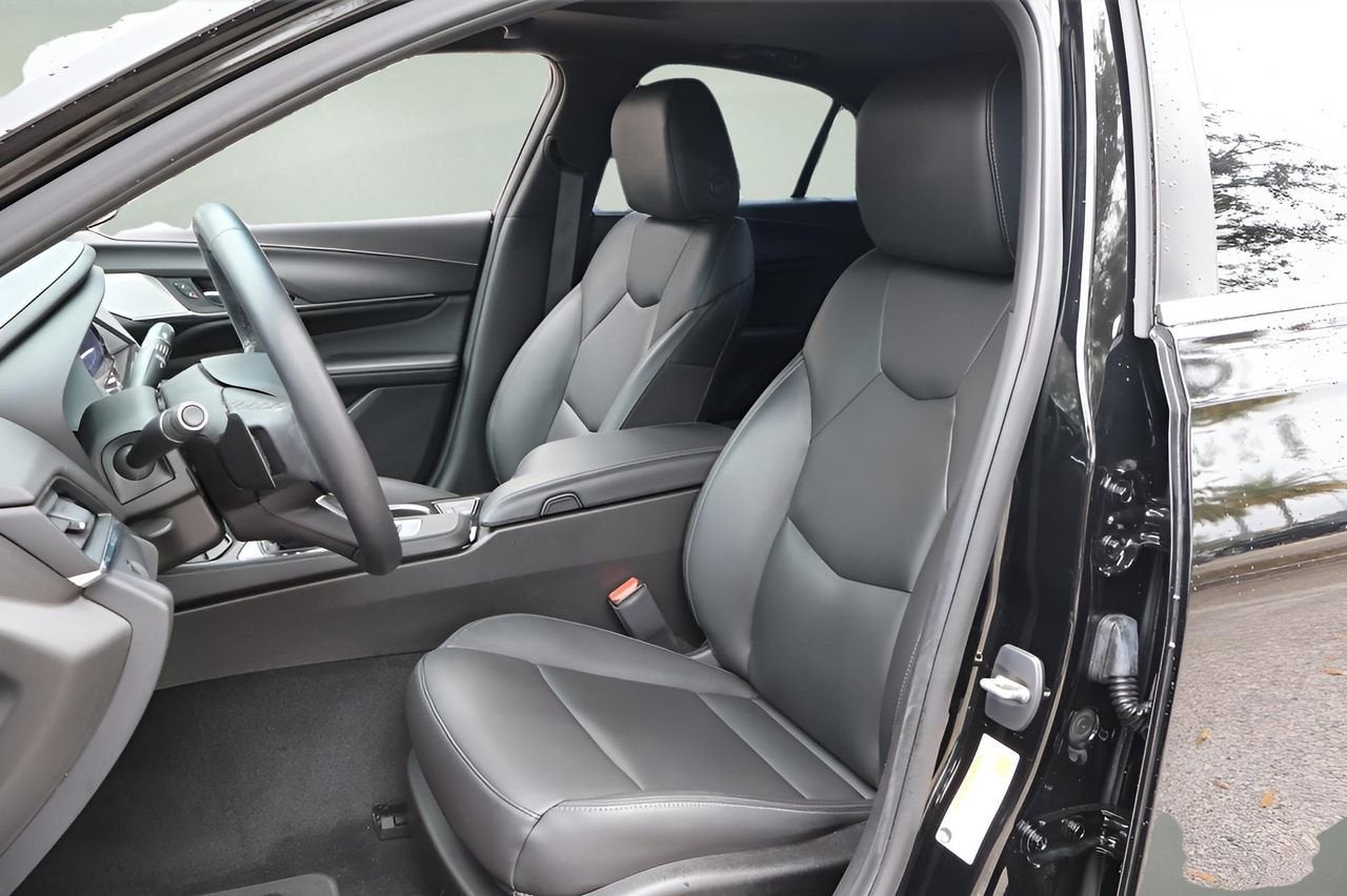 2023 Cadillac CT4 Luxury