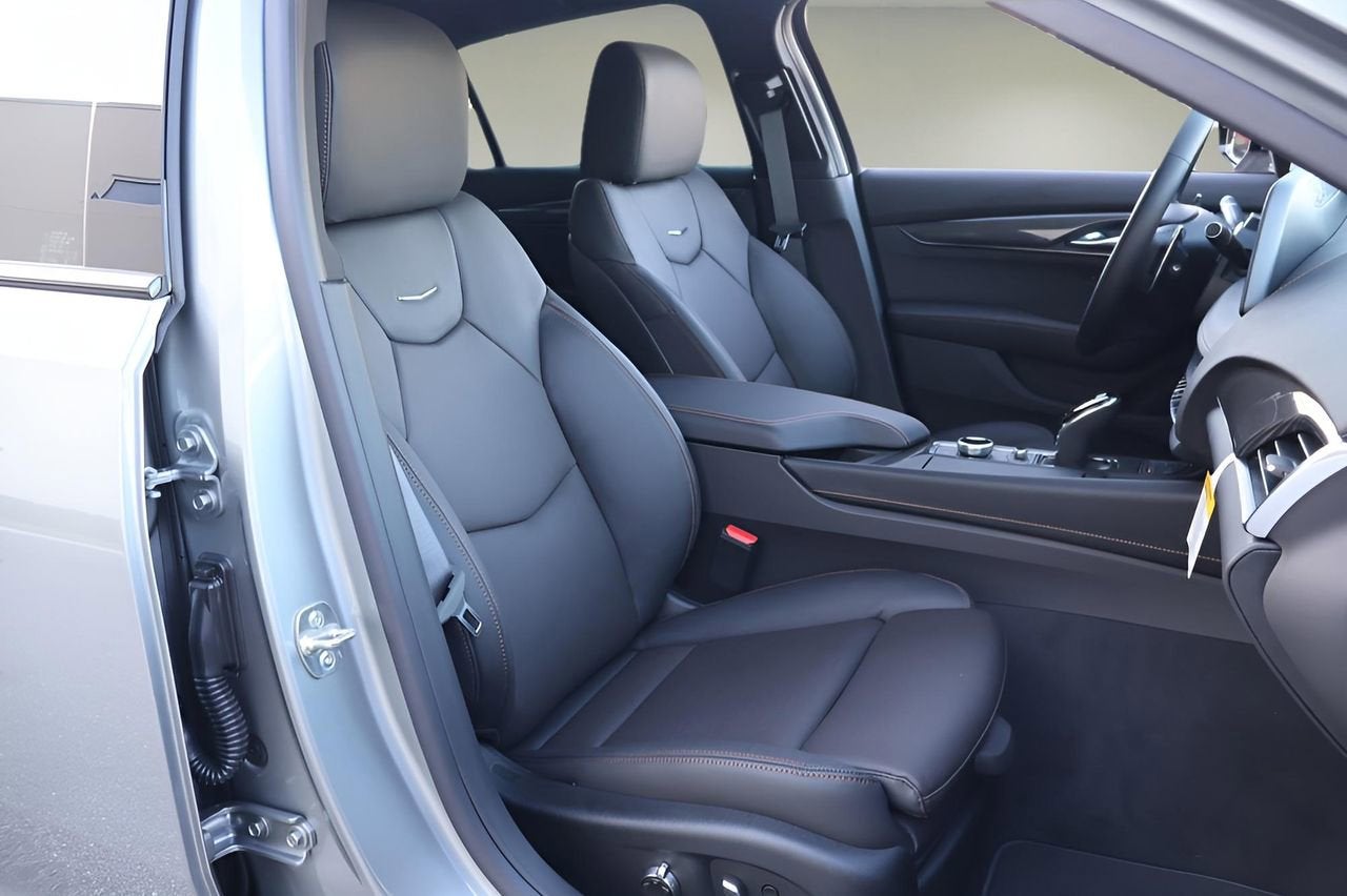 2025 Cadillac CT5 Sport