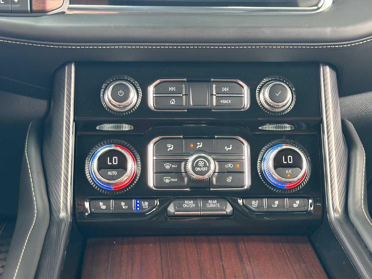 2023 GMC Yukon Denali Ultimate