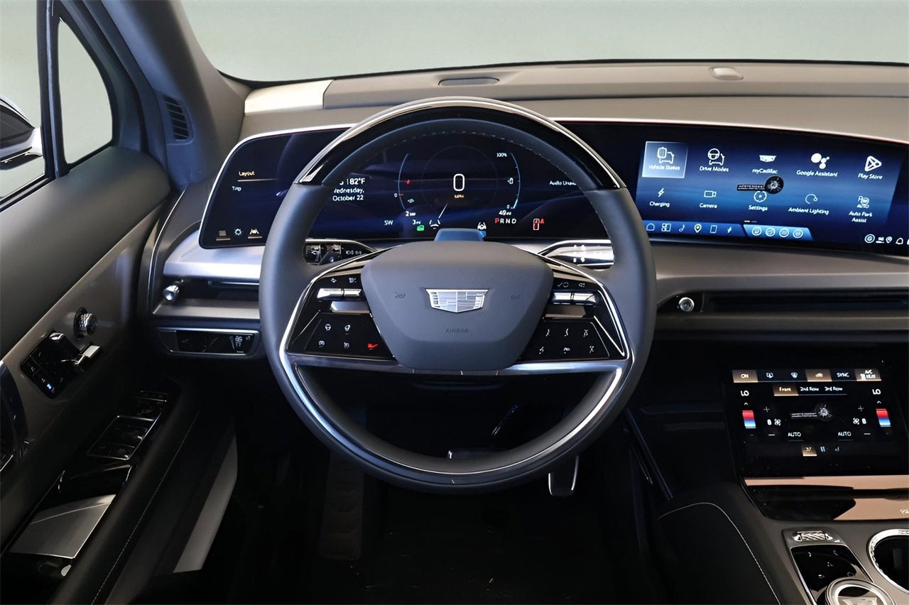 2026 Cadillac VISTIQ Luxury