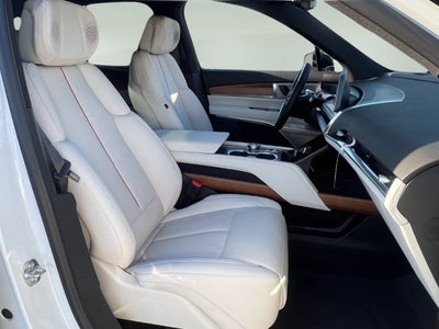 2027 Cadillac VISTIQ Luxury