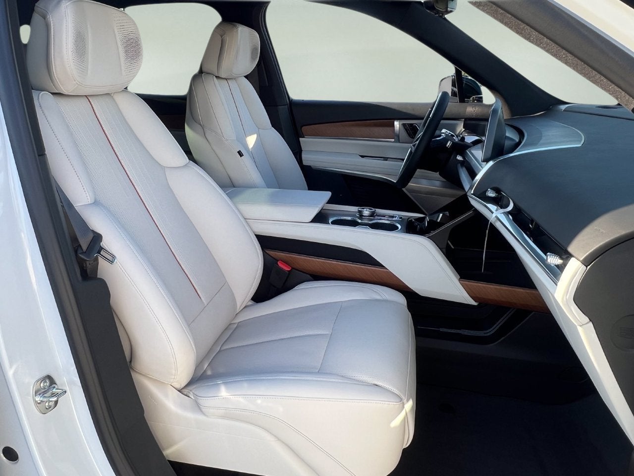 2027 Cadillac VISTIQ Luxury