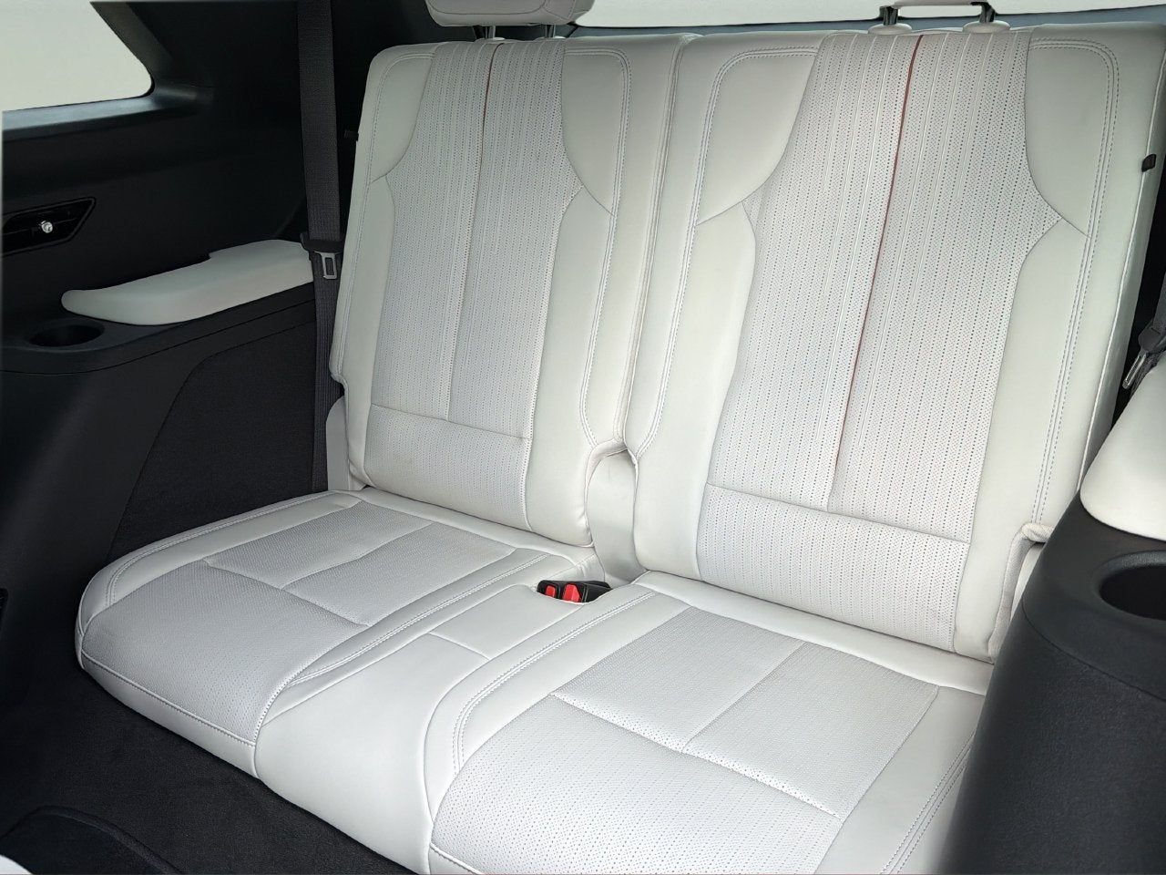 2027 Cadillac VISTIQ Sport