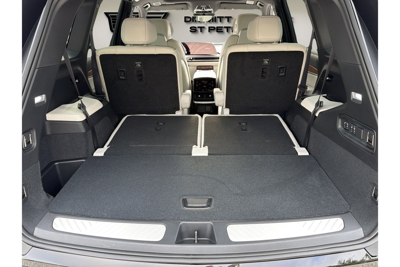 2027 Cadillac VISTIQ Sport