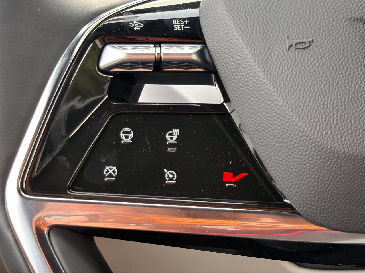 2027 Cadillac VISTIQ Sport
