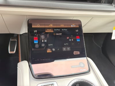 2027 Cadillac VISTIQ Sport