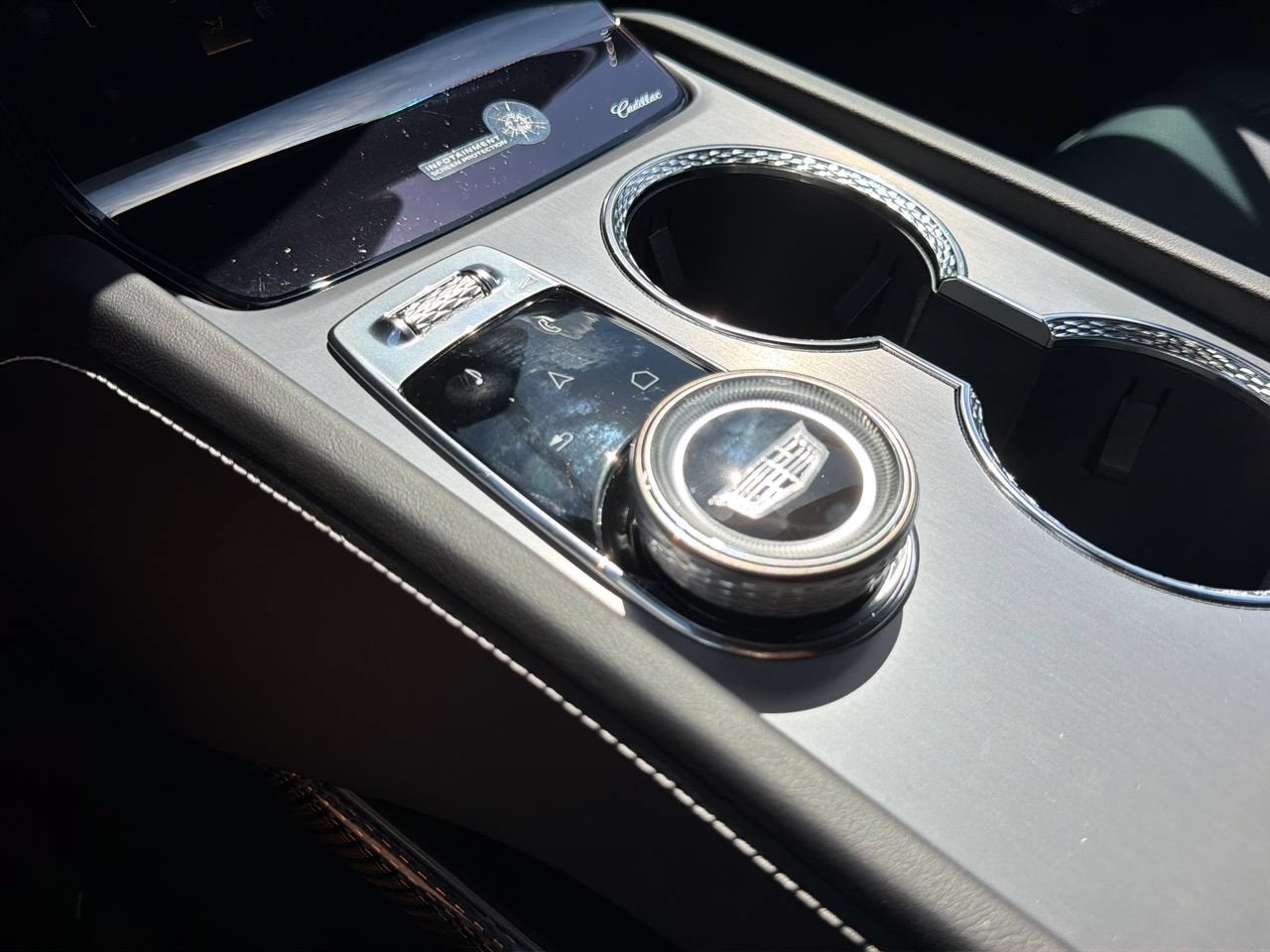 2027 Cadillac VISTIQ Sport