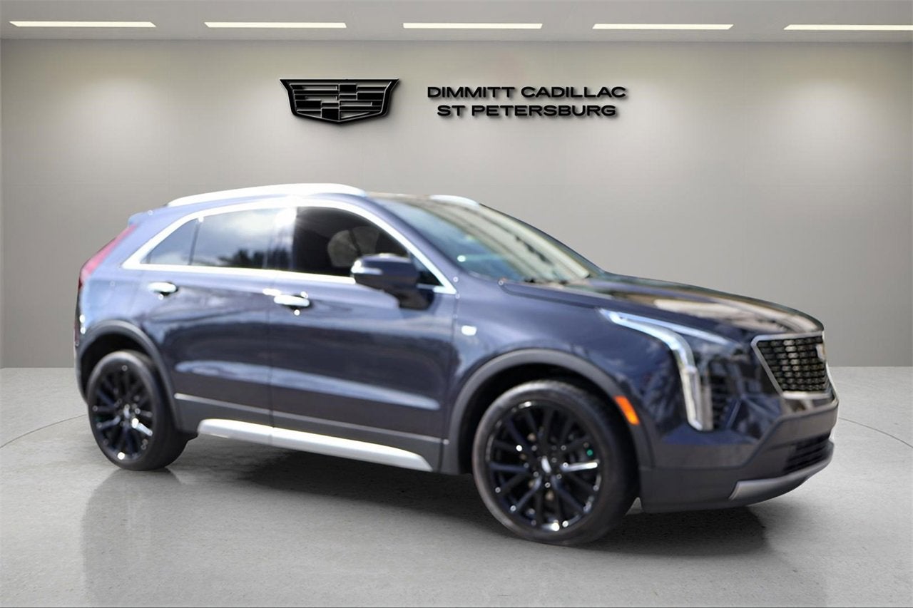 2023 Cadillac XT4 Premium Luxury