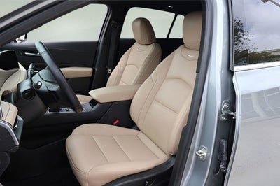 2025 Cadillac XT4 Premium Luxury