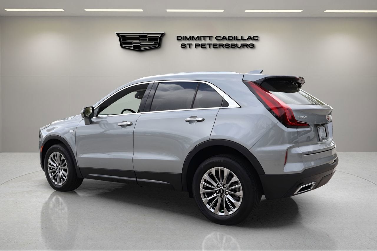 2025 Cadillac XT4 Premium Luxury