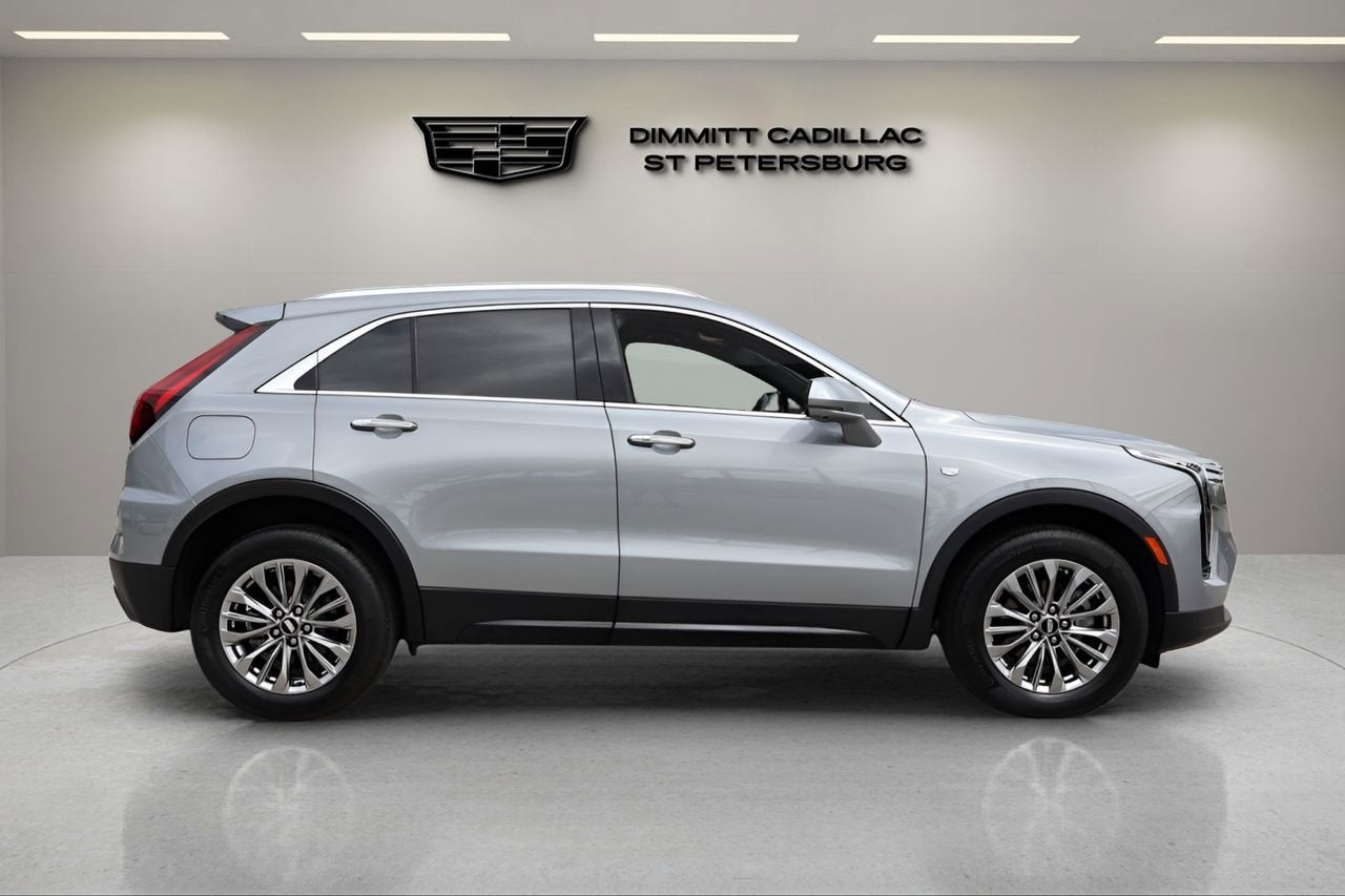 2025 Cadillac XT4 Premium Luxury