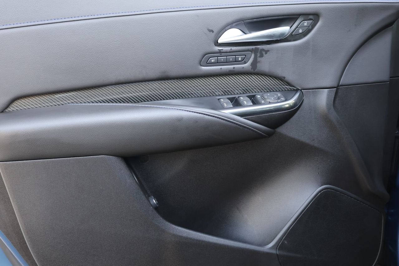 2025 Cadillac XT4 Sport