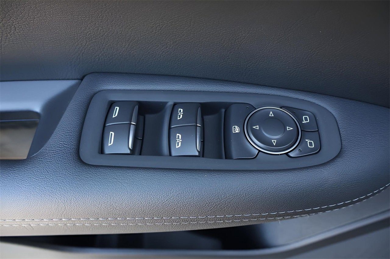 2025 Cadillac XT5 Luxury