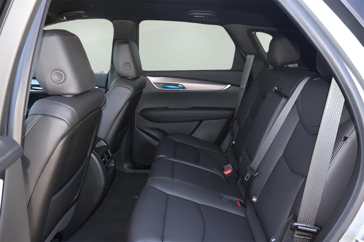 2025 Cadillac XT5 Luxury
