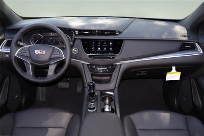 2025 Cadillac XT5 Luxury