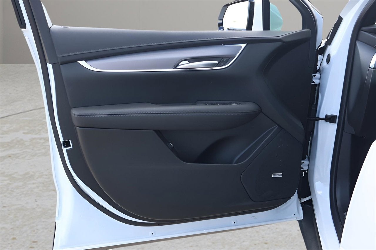 2025 Cadillac XT5 Luxury