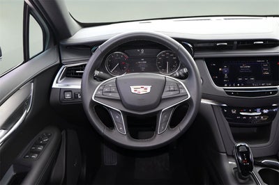 2025 Cadillac XT5 Luxury