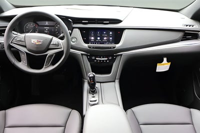2026 Cadillac XT5 Luxury