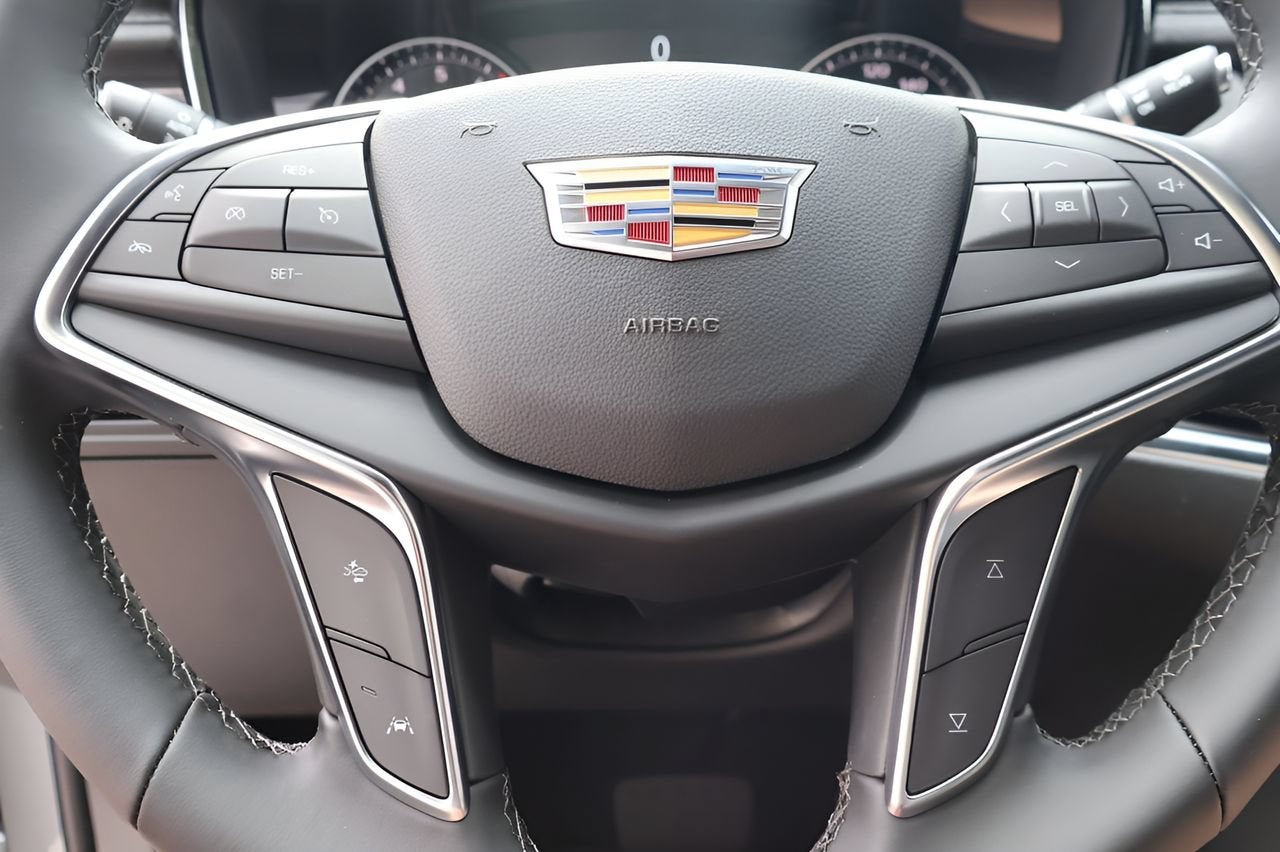 2026 Cadillac XT5 Luxury