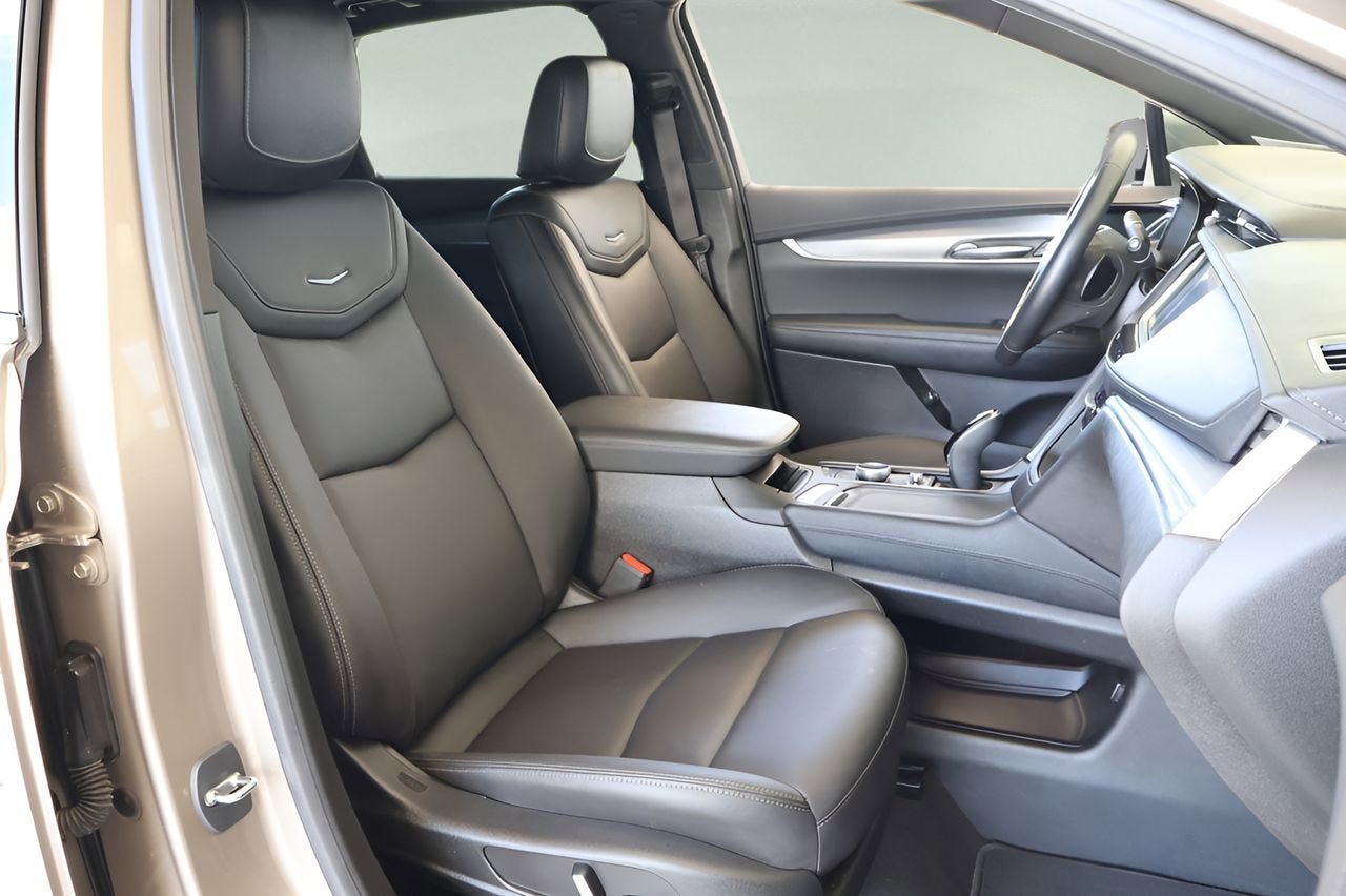 2023 Cadillac XT5 Luxury
