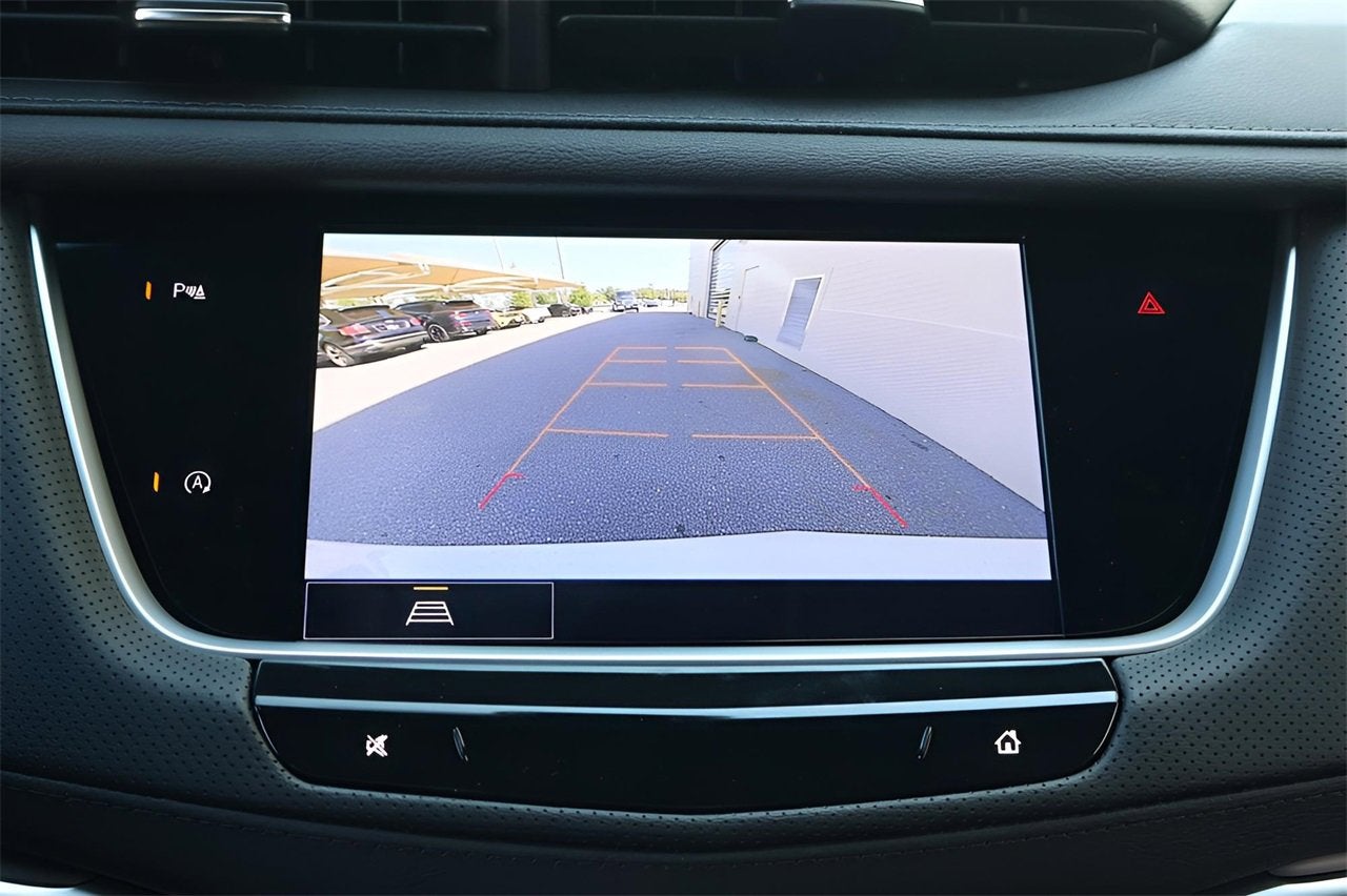 2025 Cadillac XT5 Luxury