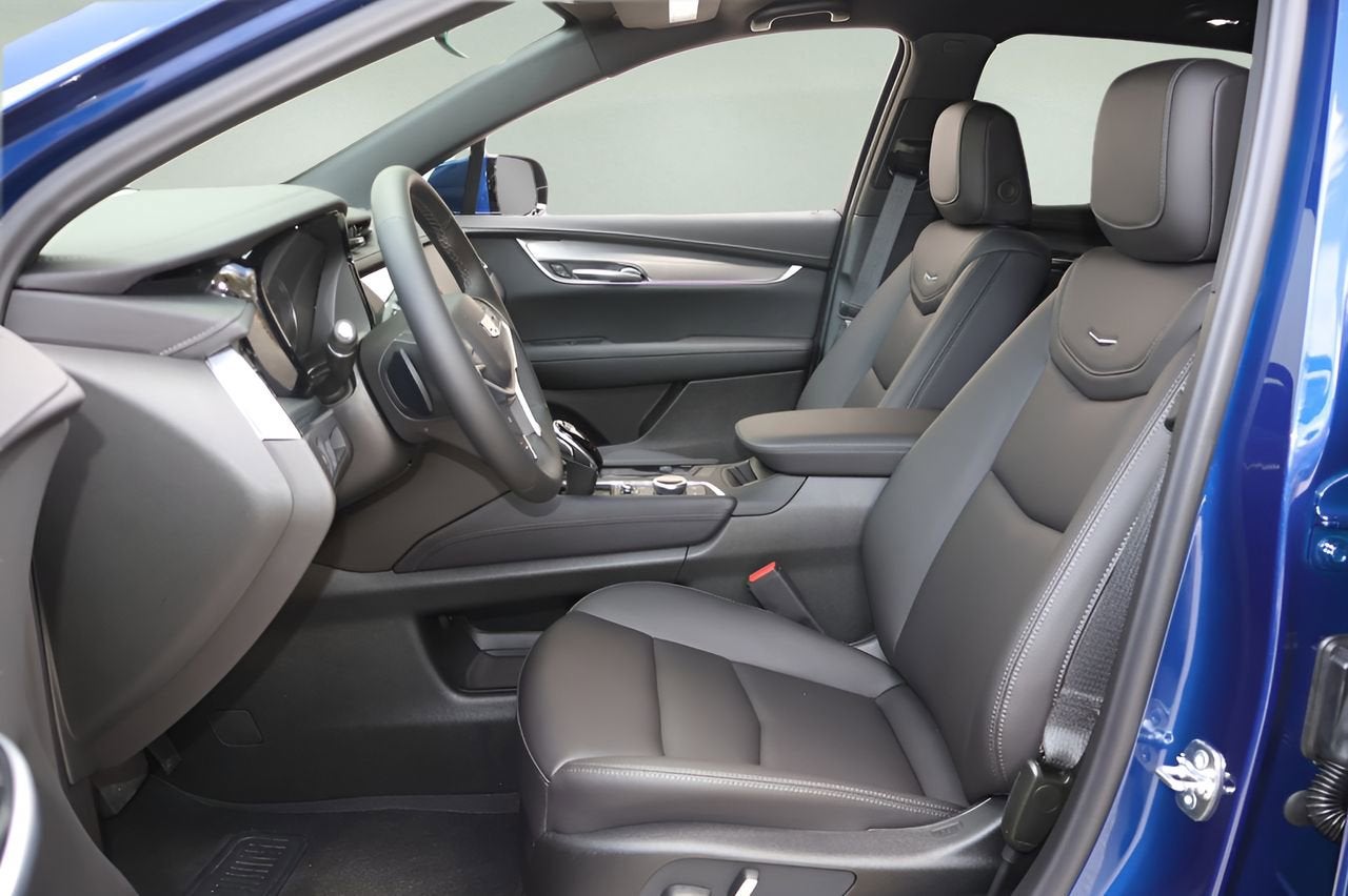 2026 Cadillac XT5 Luxury