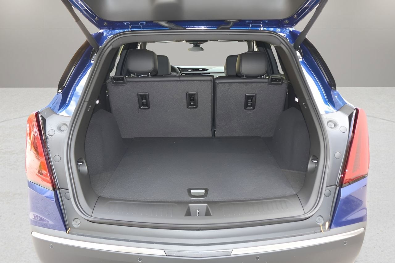 2026 Cadillac XT5 Luxury