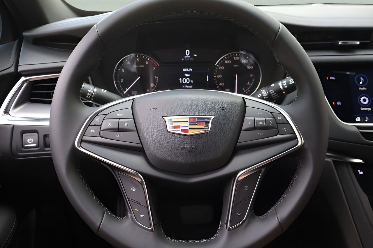 2026 Cadillac XT5 Luxury