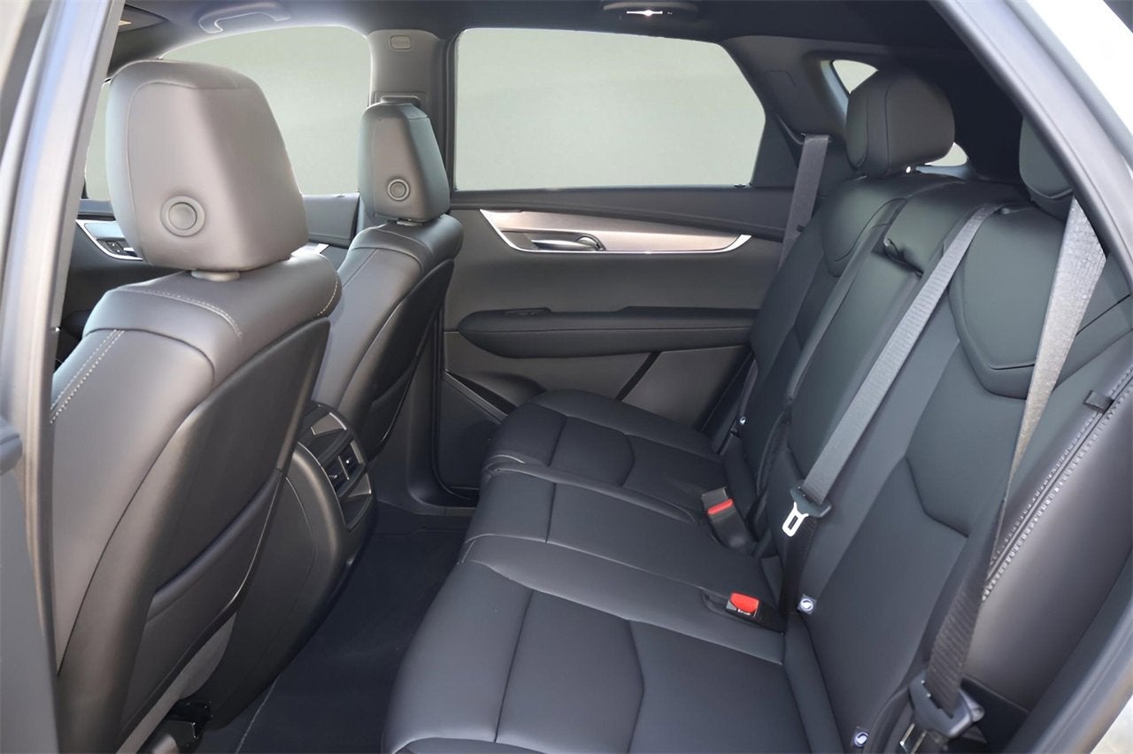 2025 Cadillac XT5 Luxury