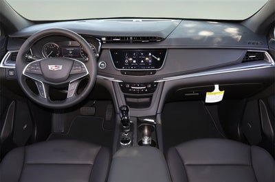 2025 Cadillac XT5 Luxury