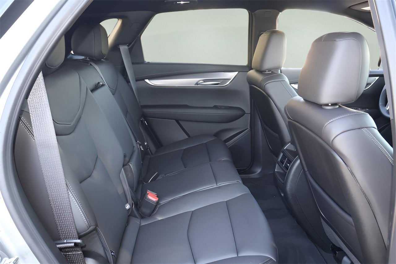 2025 Cadillac XT5 Luxury