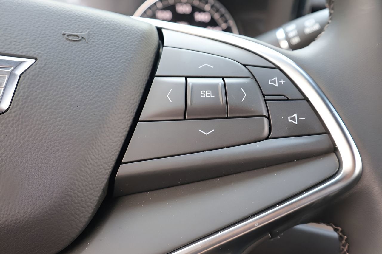 2026 Cadillac XT5 Luxury