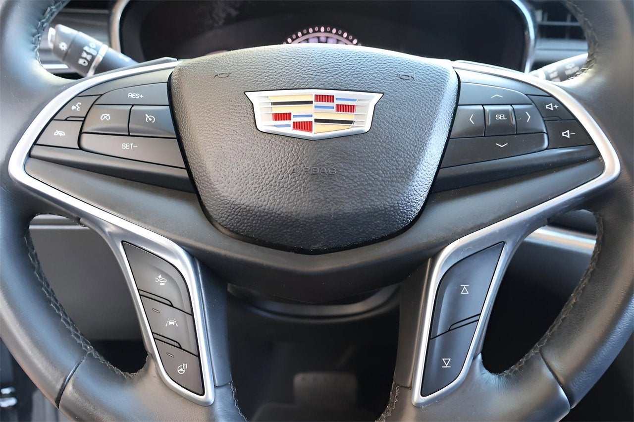 2017 Cadillac XT5 Luxury FWD