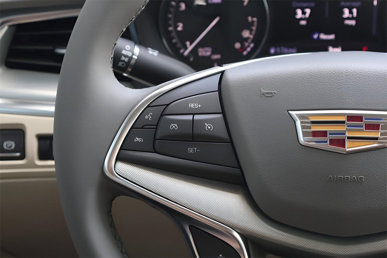 2025 Cadillac XT5 Premium Luxury