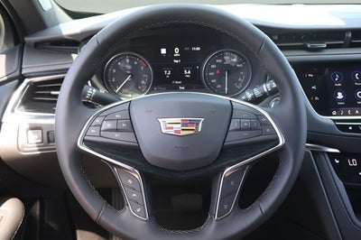 2026 Cadillac XT5 Premium Luxury
