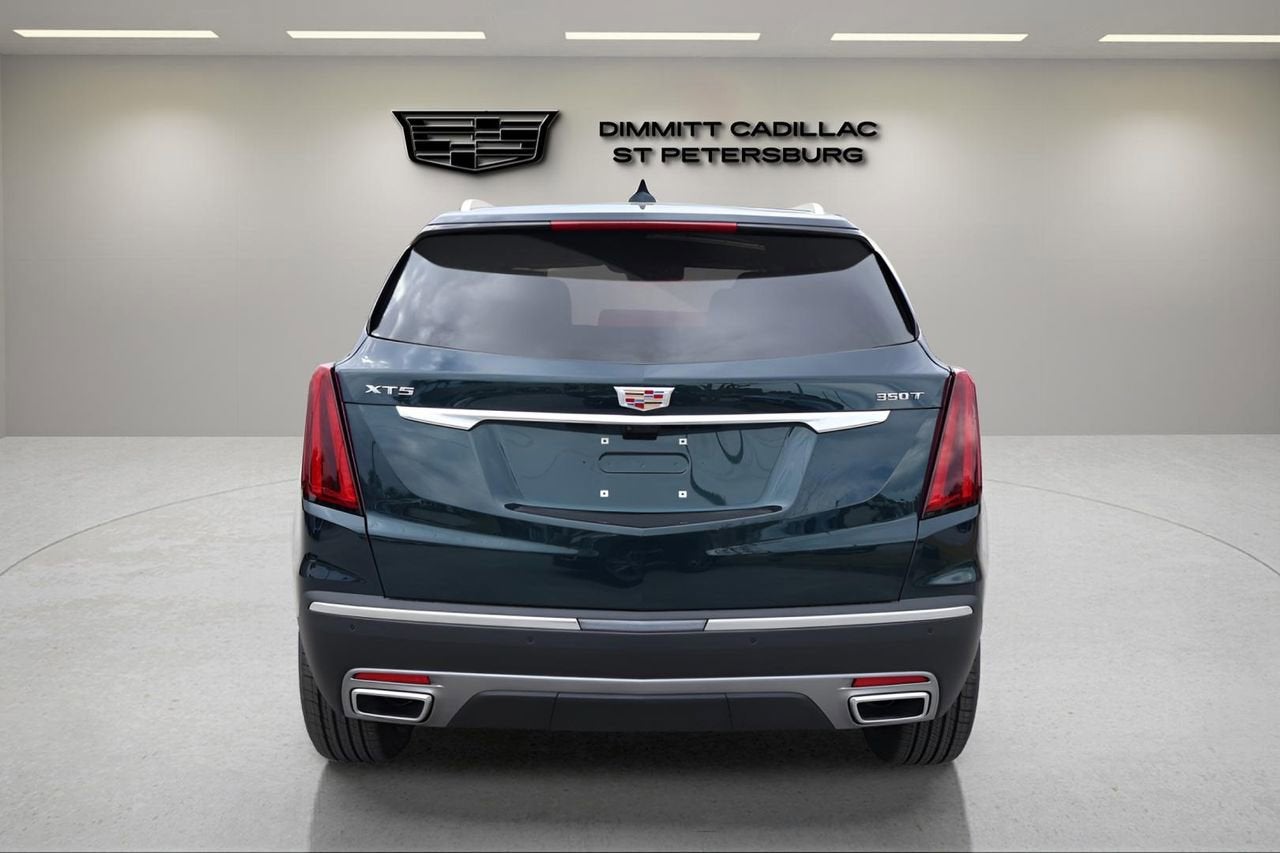 2026 Cadillac XT5 Premium Luxury
