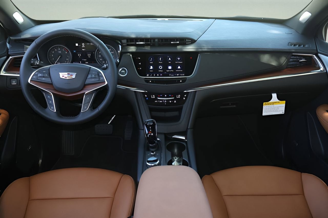 2026 Cadillac XT5 Premium Luxury
