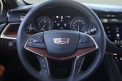 2026 Cadillac XT5 Premium Luxury