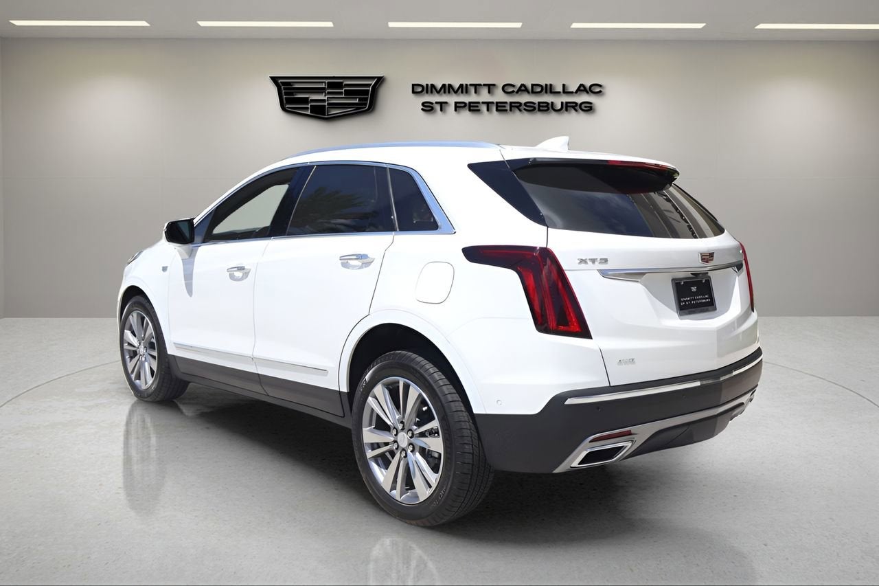 2026 Cadillac XT5 Premium Luxury