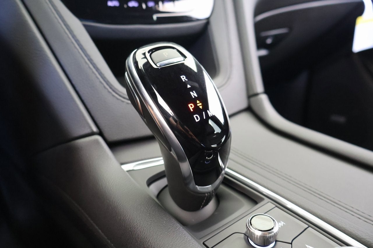 2025 Cadillac XT5 Sport