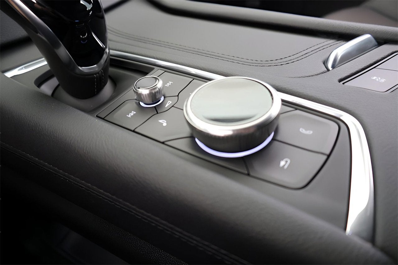 2025 Cadillac XT5 Sport