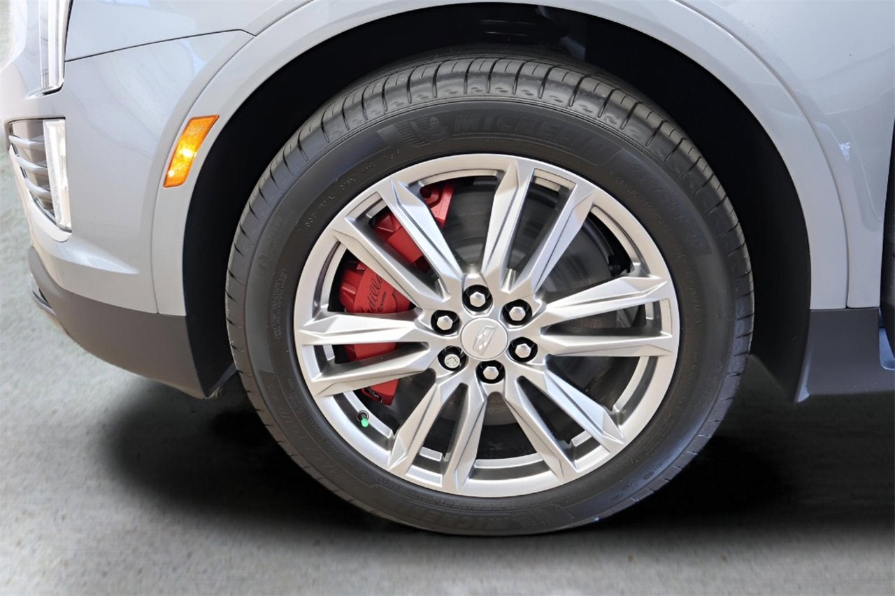 2025 Cadillac XT5 Sport